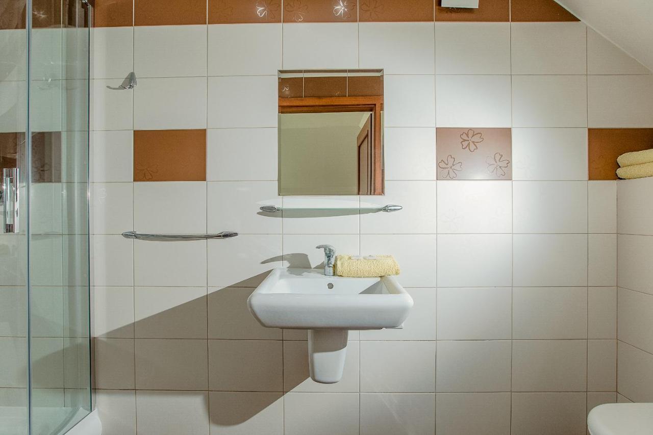 Willa Karolinka Dziwnówek Buitenkant foto